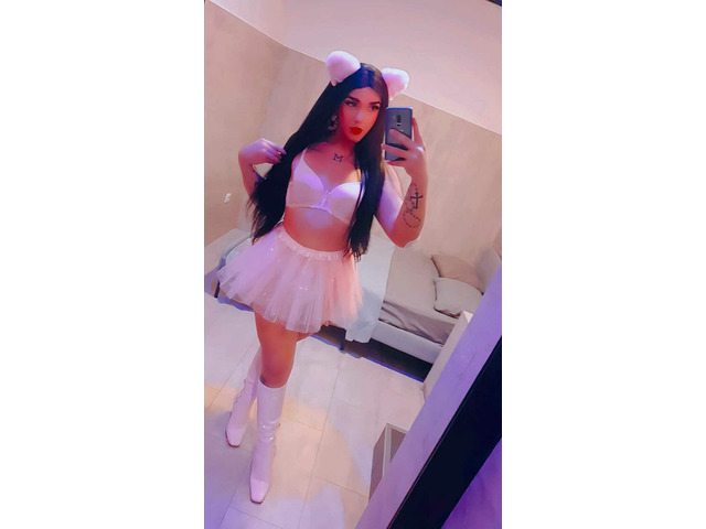 MORENA SEXY Y APASIONADA