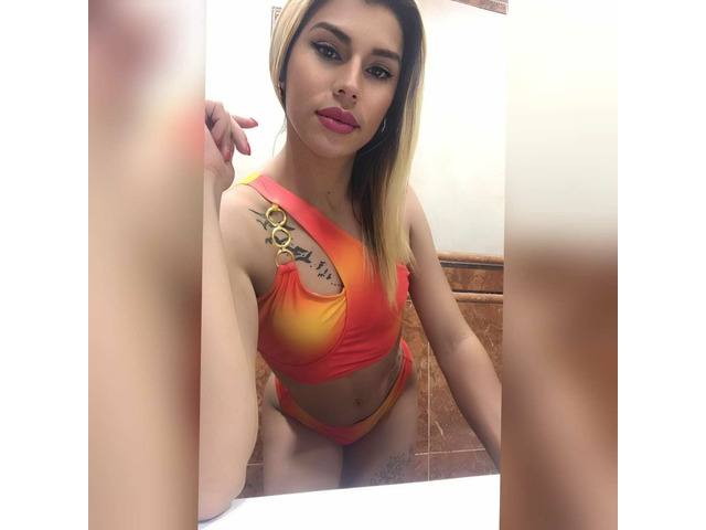 UNIVERSITARIA FEMENINA BIEN FIESTERA