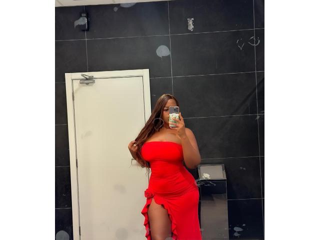 LATINA caliente y pasional