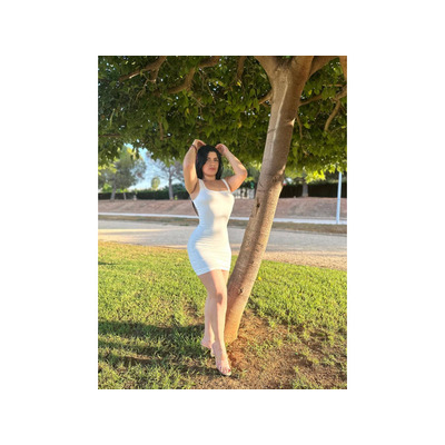 LINDA MUJER NATURAL