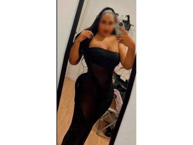 JOVEN CALIENTE. . . SALIDAS