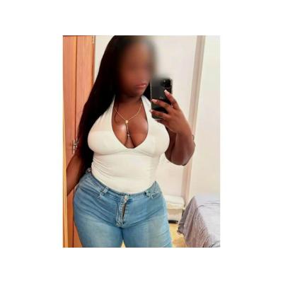Negrita chupona Ben y follemo Rico