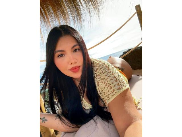Emma  Belleza diosa FOGOSA para ti