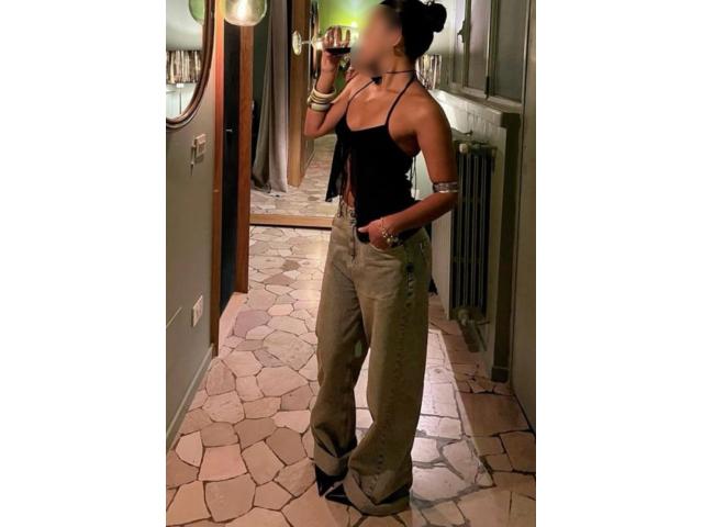 NOVIDAD EN MURCIA, CHICA, GUAPA, Coqueta