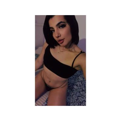 POLLA DURA Y CULITO APRETADO