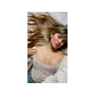 NICOLE Hermosa Latina super FOGOSA