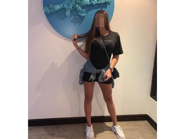 SARA  HERMOSA MUJER COLOMBIANA