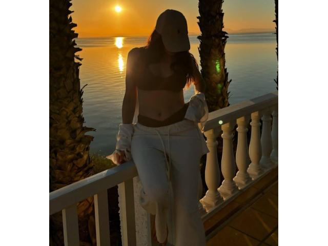 CAYETANA  HERMOSA MUJER ESPAÑOLA
