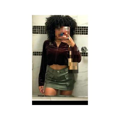 Yadira estupenda Puertorriqueña