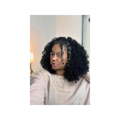 Yadira estupenda Puertorriqueña