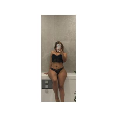 VEN Y DISFRUTA DE MI SENSUAL CUERPO