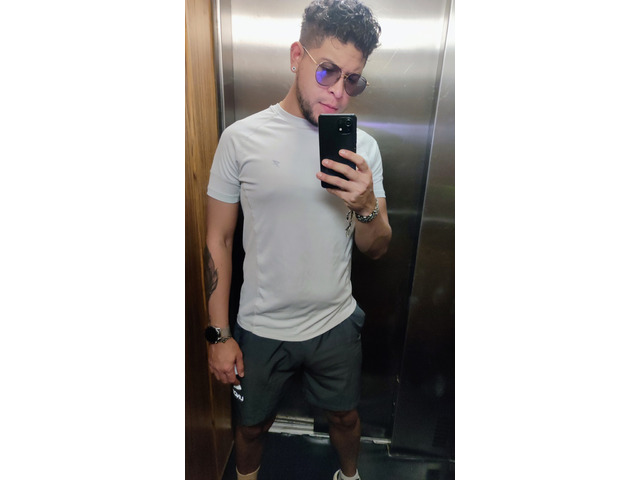 Latino vergon dominante 22cm