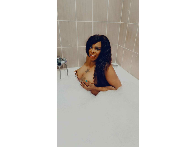 chica trans muy juguetona en Barcelona