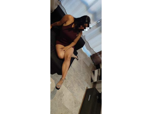 Latina cariñosa