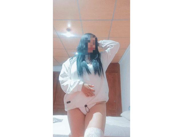 Latina cariñosa