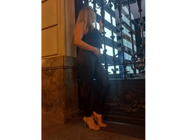 Victoria increible vecinita madurita