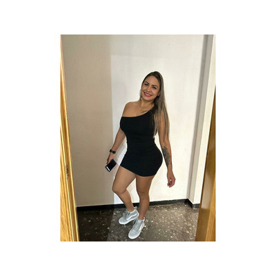 UNA DIABLA JUGUETONA. . . SI A TODO !!!
