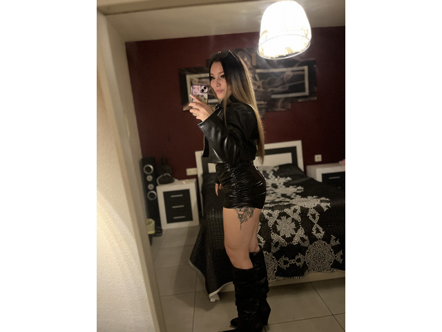 NATALIA JOVEN LATINA RECIÉN LLEGADA ️