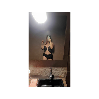 GRUPO DE AMIGAS LATINAS