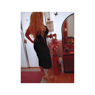 CUATRO AMIGAS LATINAS GUAPISIMAS 24H