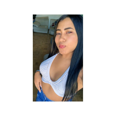 CON CARA DE NIÑA Y MENTE DE MUJER ARDIENTE