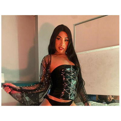 HERMOSA TRANS CUMPLE TUS FANTASIAS