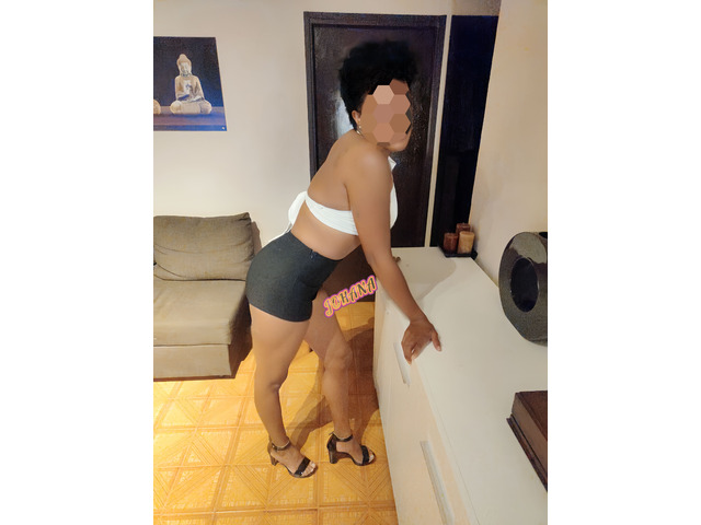 JOHANA MULATA DE SANGRE CALIENTE  Y PICANTE
