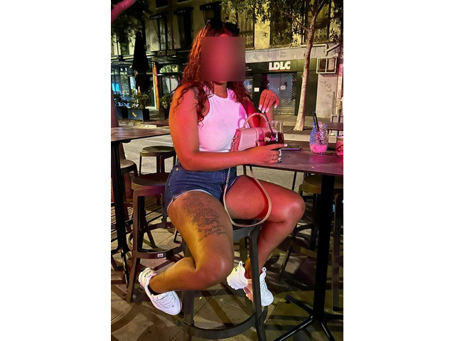 EMA MORENA MUY HERMOSA ECONOMICA